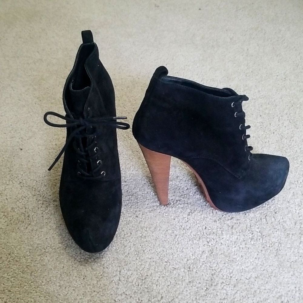 Black boots